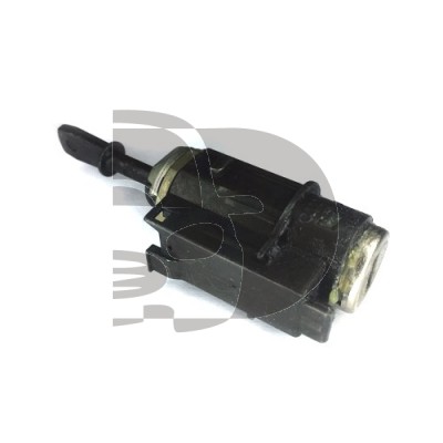 CERR PTA DCHA AUDI A6 1998-2005  HU66