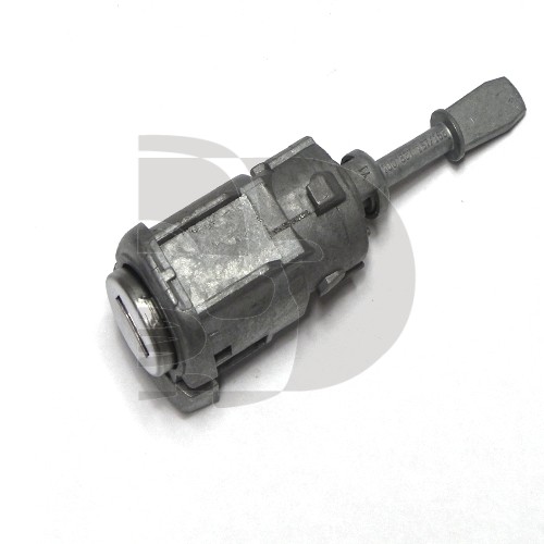 CERR PTA IZDA VW GOLF IV 2002-2004  HU66